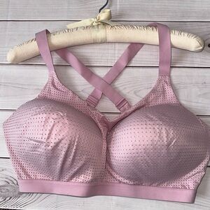Victoria’s Secret Lightweight Sports Bra Pink Crisscross Back 38DDD Comfortable
